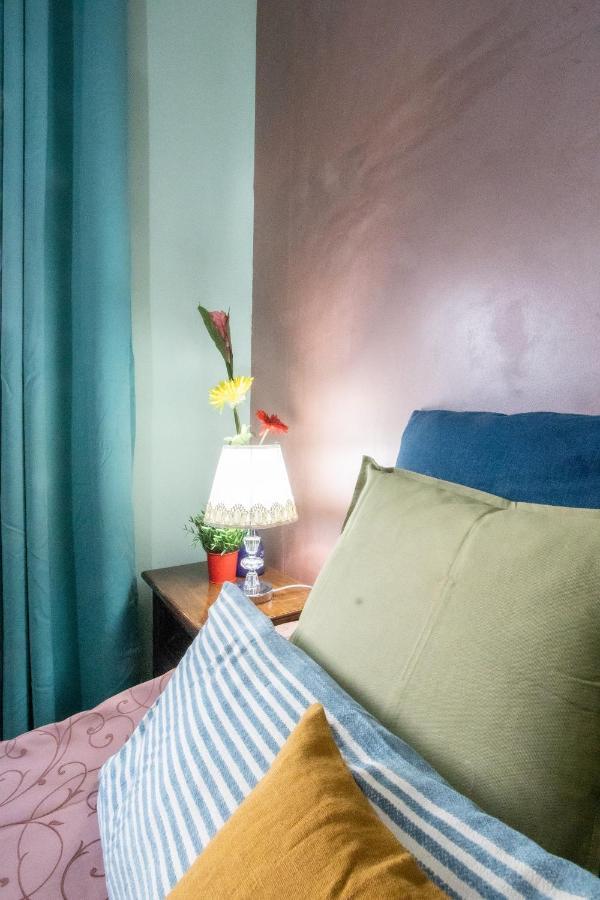 B&B Colorful Suite Yard Rom Exteriör bild